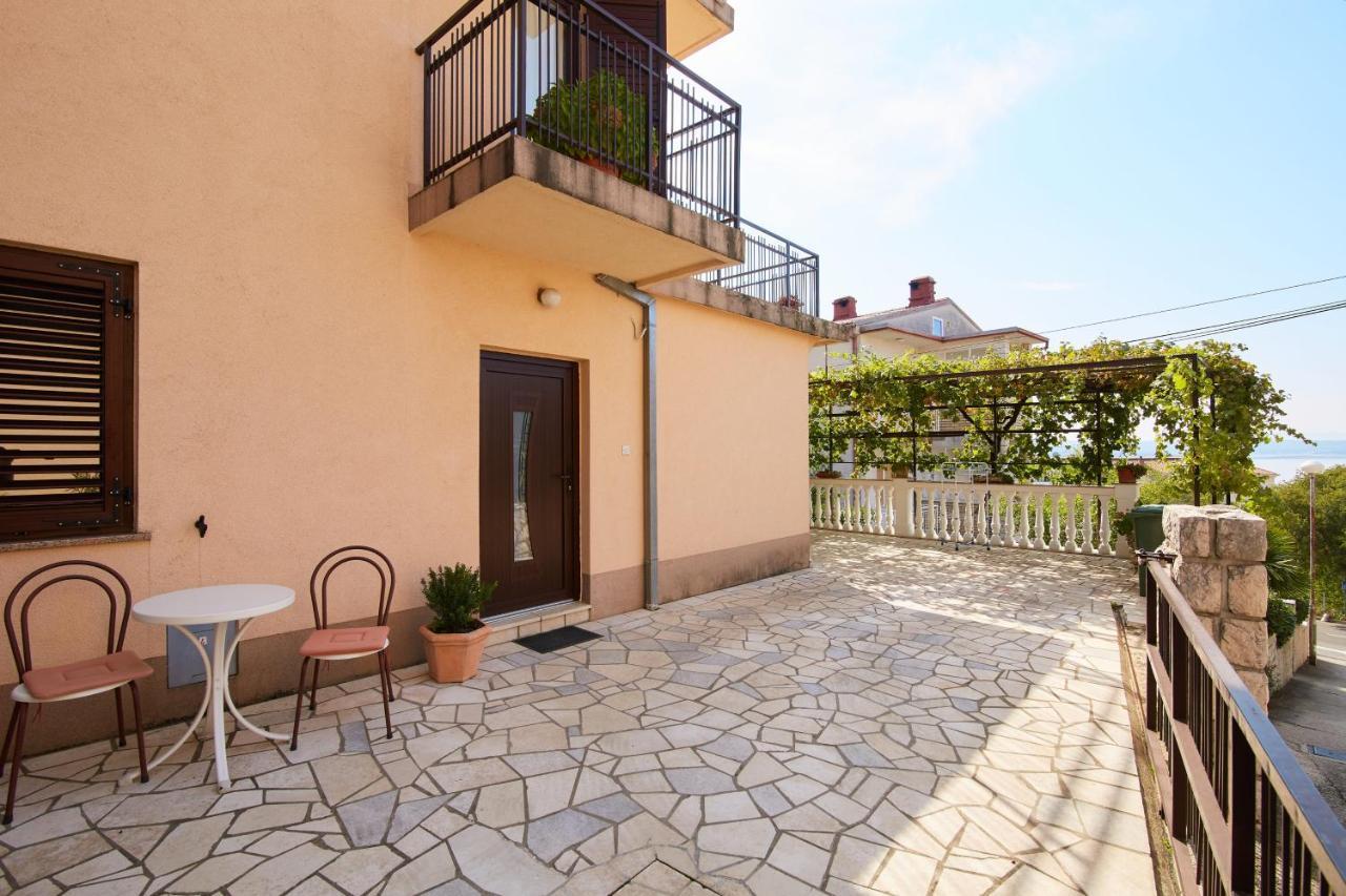 Apartments And Rooms With Parking Space Crikvenica - 19125 Εξωτερικό φωτογραφία